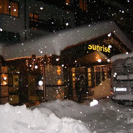 Sunrise Park - Free Wellness Apart-hotel