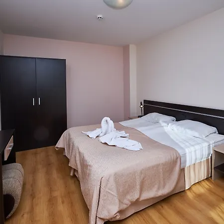 Sunrise Park Complex - Free Wellness Apartahotel 4*