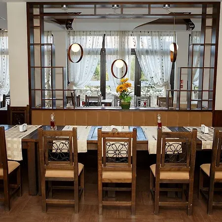 Aparthotel Sunrise Park Complex - Free Wellness