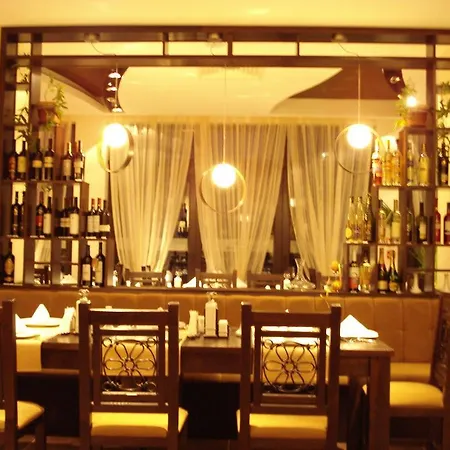 Sunrise Park Complex - Free Wellness Aparthotel 4*