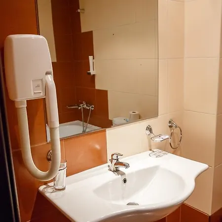 Sunrise Park Complex - Free Wellness Aparthotel 4*