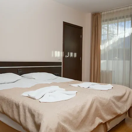 Sunrise Park Complex - Free Wellness Aparthotel 4*