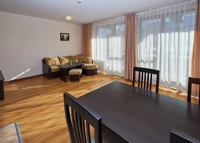 Sunrise Park - Free Wellness Apartmanhotel Banszko